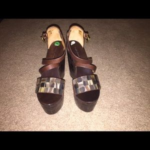 Ralph Lauren - Size 9 -Brown Platform-like wedge